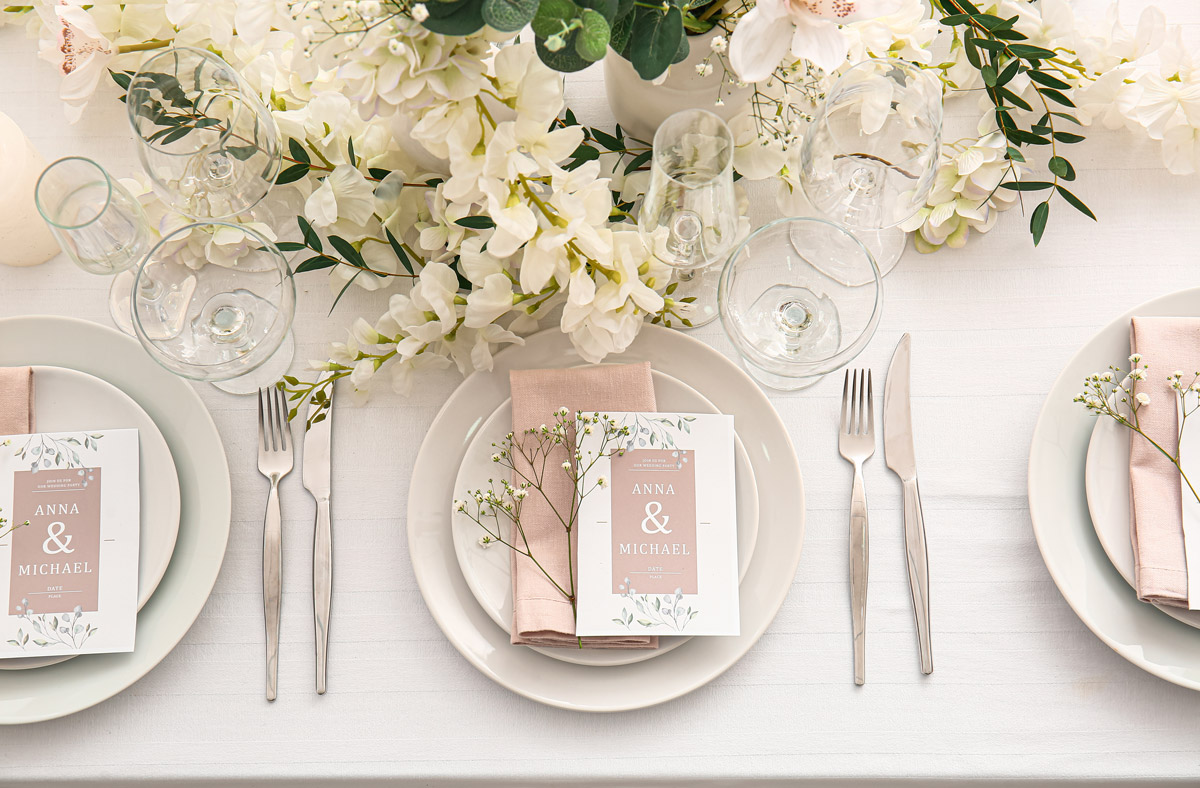 Should I Use Faux Florals for My Wedding Decor?